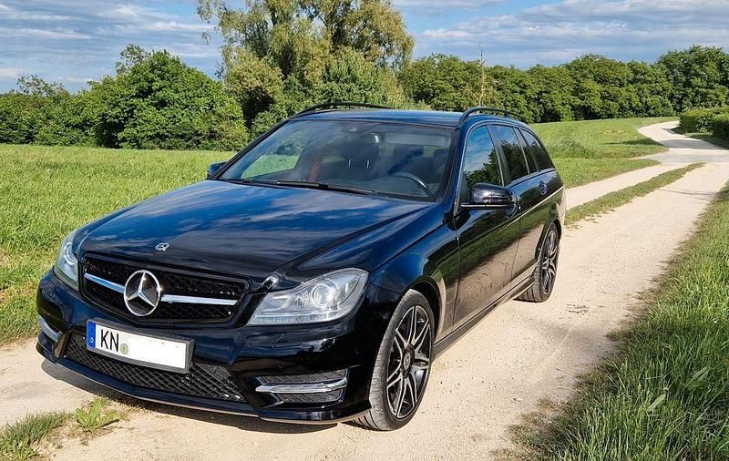 Schwarz Gebraucht 2014 Mercedes C250 Avantgarde Limousine | 12.800 € (Guter Preis) - Bild 1/4