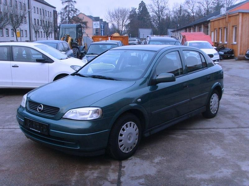 Gebraucht Opel Astra Selection 84 PS (61 kW) 2003 Grün Limousine