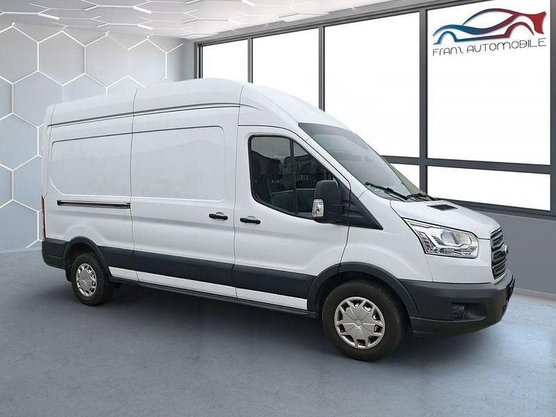 Gebraucht Ford Transit Trend 170 PS (125 kW) 2017 Weiß Van / Kleinbus