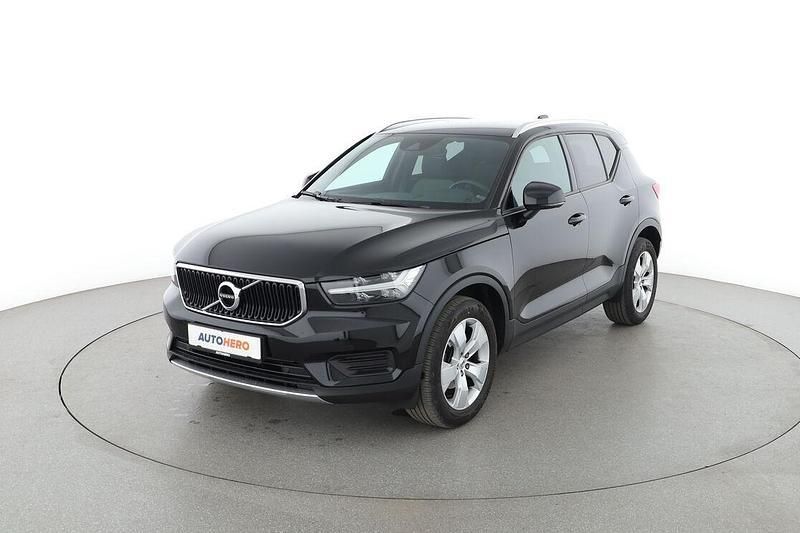Schwarz Gebraucht 2022 Volvo XC40 Momentum SUV | 26.580 € (Guter Preis) - Bild 1/3