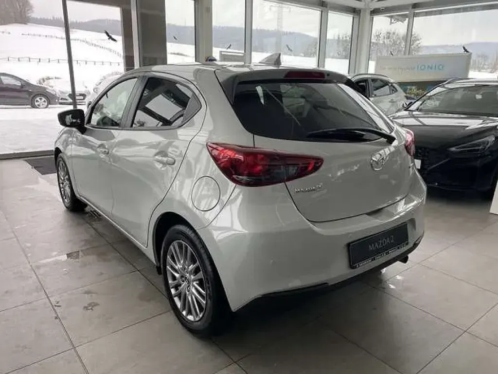 Gebraucht Mazda 2 Kizoku 90 PS (66 kW) 2021 Ceramic (metallic) Kleinwagen