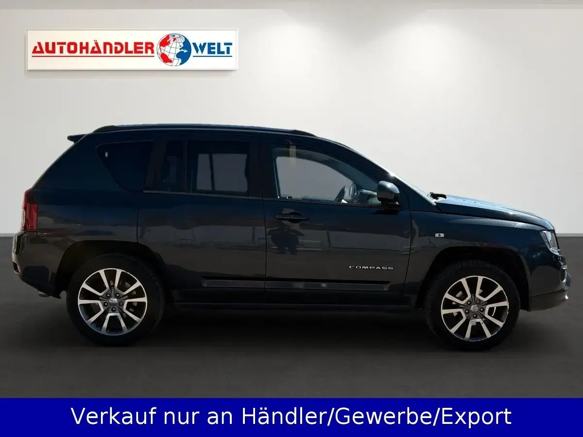 Gebraucht Jeep Compass 170 PS (125 kW) 2013 Maximum steel SUV