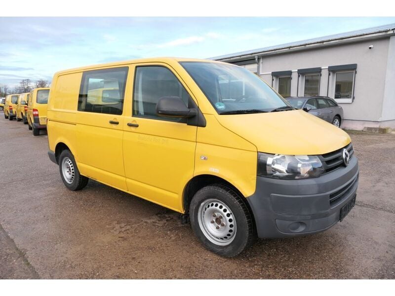 Gebraucht VW T5 84 PS (61 kW) 2010 Ginstergelb r1032 Van