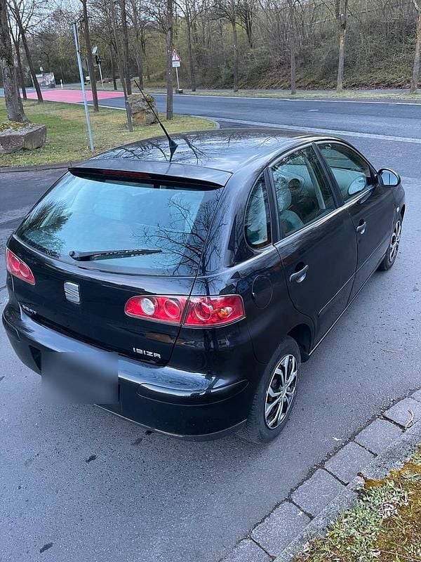 Gebraucht Seat Ibiza 75 PS (55 kW) 2003 Schwarz Kleinwagen