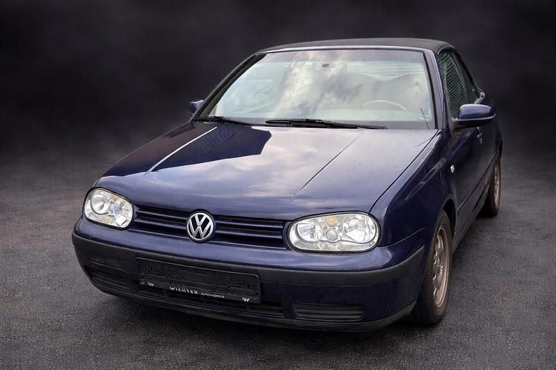 Gebraucht VW Golf Cabriolet 90 PS (66 kW) 2002 Blau Cabrio