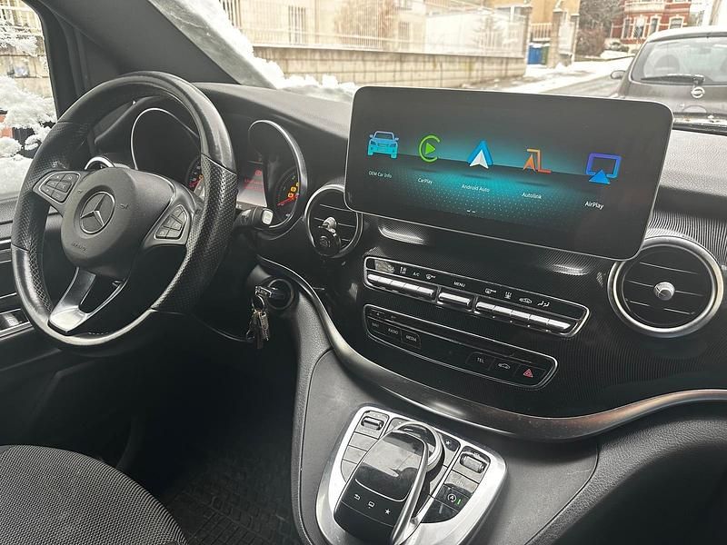 Gebraucht Mercedes V250 190 PS (139 kW) 2015 Blau Van / Kleinbus