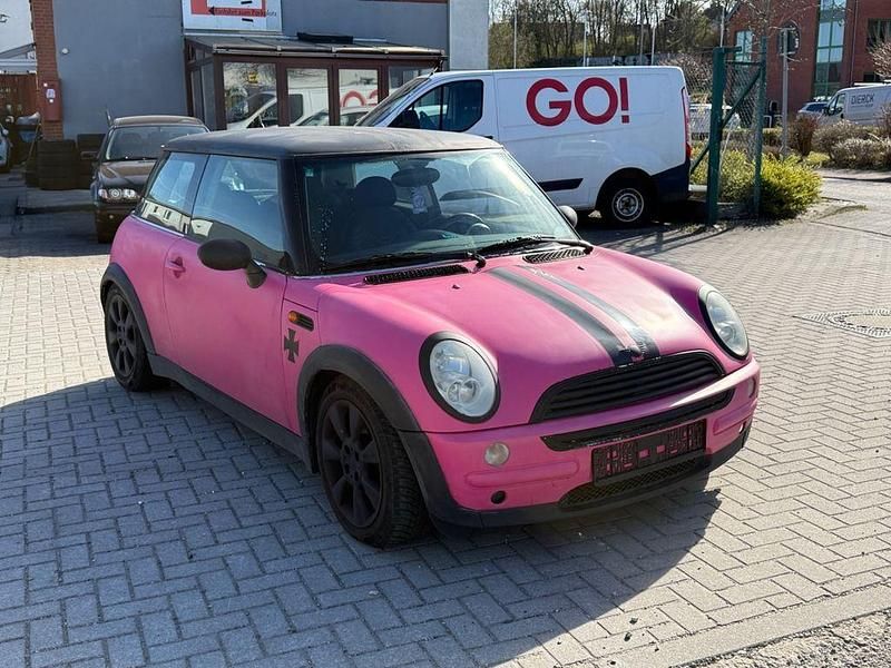 Second-hand Mini ONE 90 CP (66 kW) 2002 Galben Hatchback