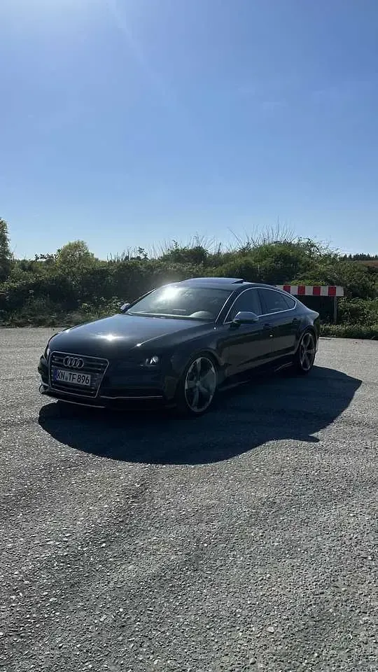 Gebraucht Audi S7 Performance 420 PS (308 kW) 2014 Blau Kleinwagen