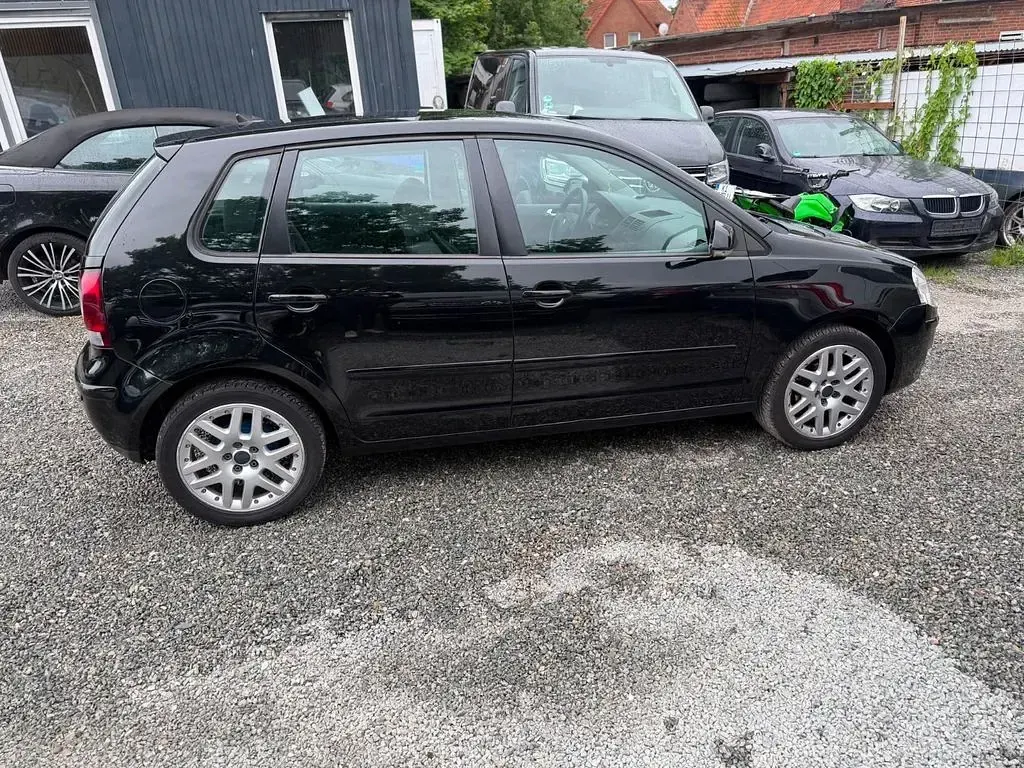 Gebraucht VW Polo Trendline 80 PS (58 kW) 2009 Schwarz Kleinwagen
