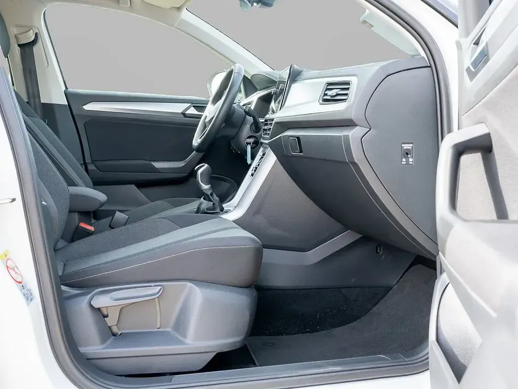 Gebraucht VW T-Roc 116 PS (85 kW) 2024 Weiß SUV