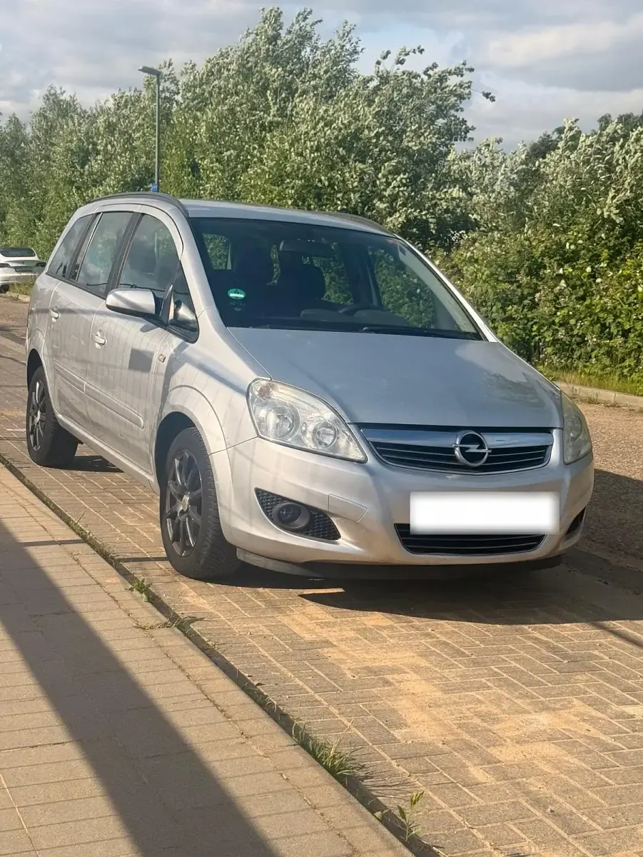 Gebraucht Opel Zafira Eco 90 PS (66 kW) 2009 Grau Van / Kleinbus
