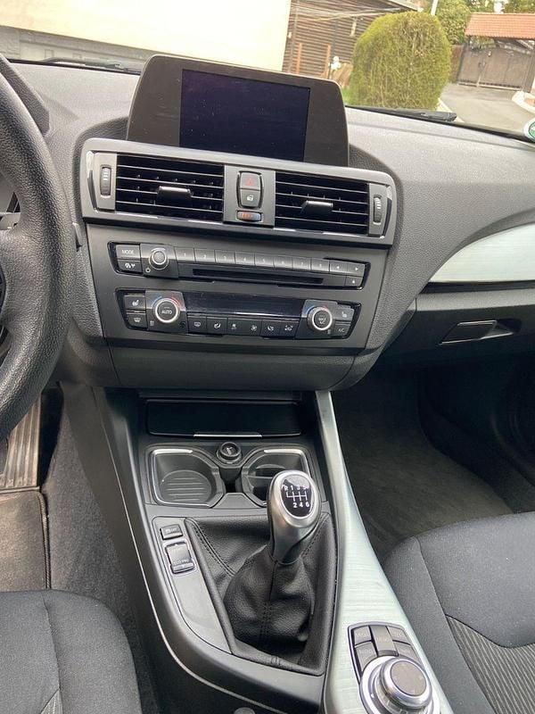 Gebraucht BMW 118 170 PS (125 kW) 2014 Weiß Kleinwagen