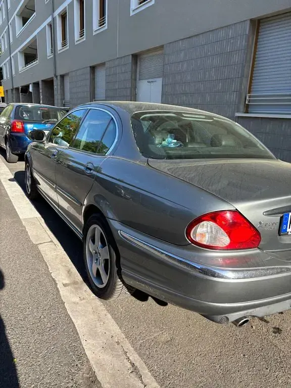 Second-hand Jaguar X-type 196 CP (144 kW) 2003 Gri Berlinǎ
