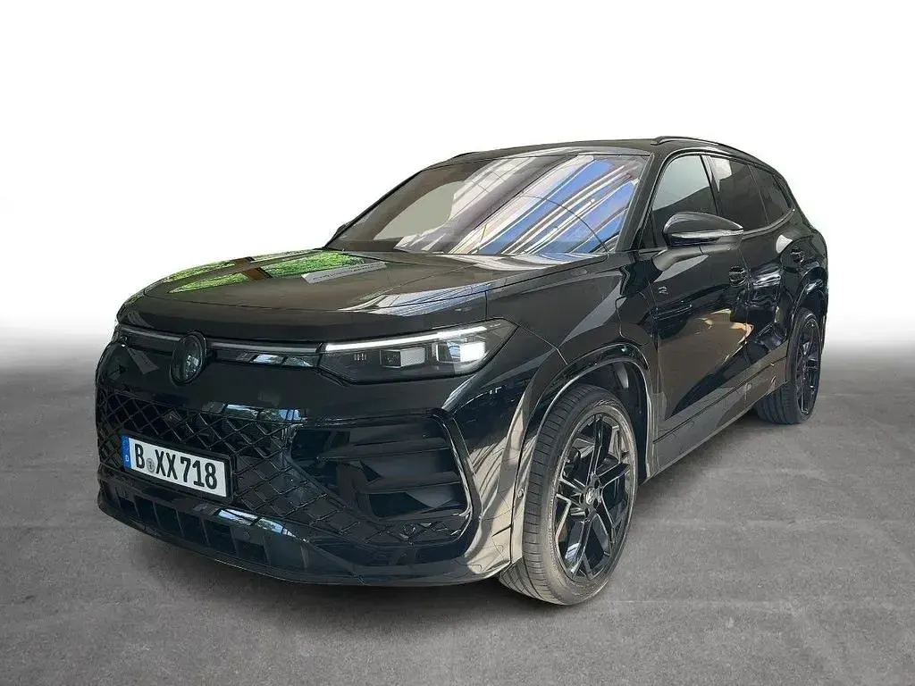 Gebraucht VW Tayron R-line 272 PS (200 kW) 2026 Grenadillschwarz metallic SUV