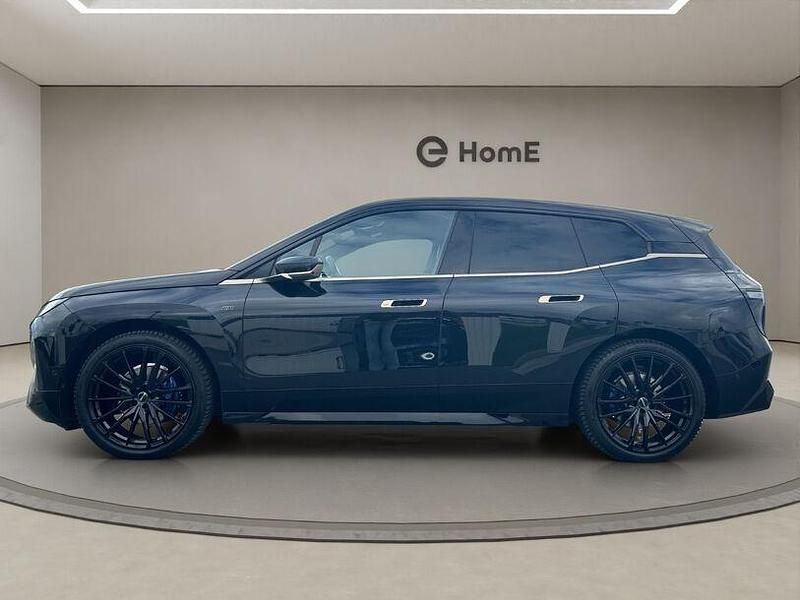 Gebraucht BMW iX Executive 455 kW (619 PS) 2023 Saphirschwarz metallic SUV