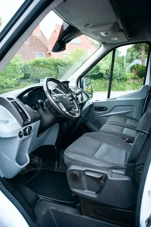 Używany Ford Transit 131 KM (96 kW) 2017 Biały Sedan/Limuzyna