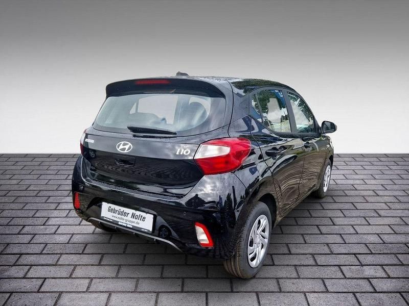 Neu Hyundai i10 Select 63 PS (46 kW) 2025 Schwarz / Kleinwagen