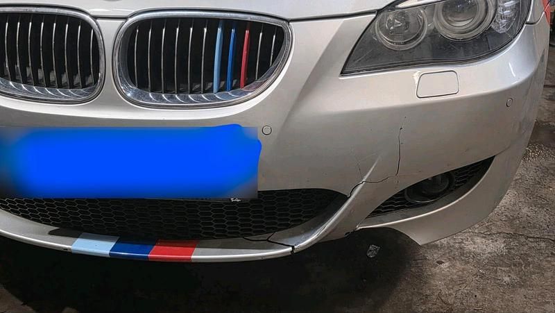 Gebraucht BMW 523 180 PS (132 kW) 2008 Grau Limousine