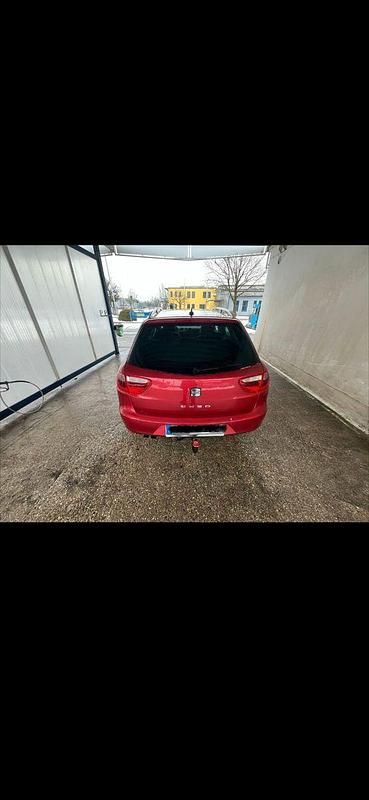 Gebraucht Seat Exeo Sport 160 PS (117 kW) 2012 Rot Kombi