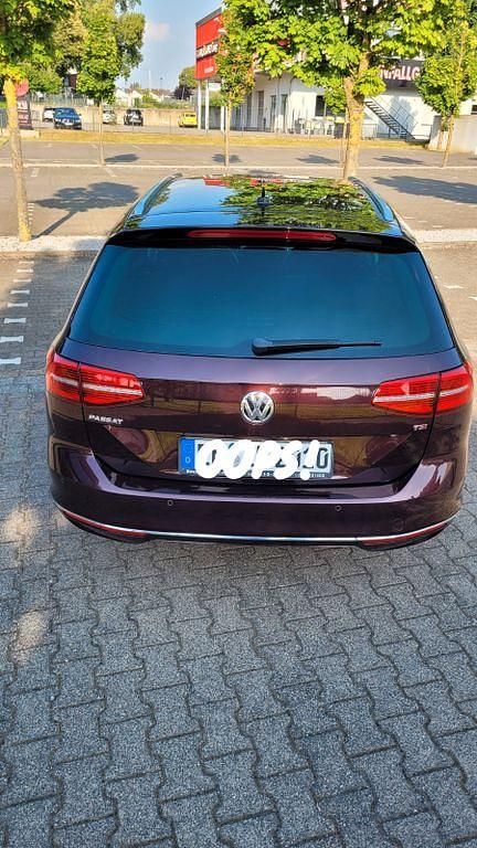 Gebraucht VW Passat Highline 150 PS (110 kW) 2017 Limousine