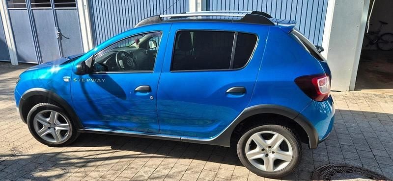 Gebraucht Dacia Sandero Stepway 2016 Blau Limousine