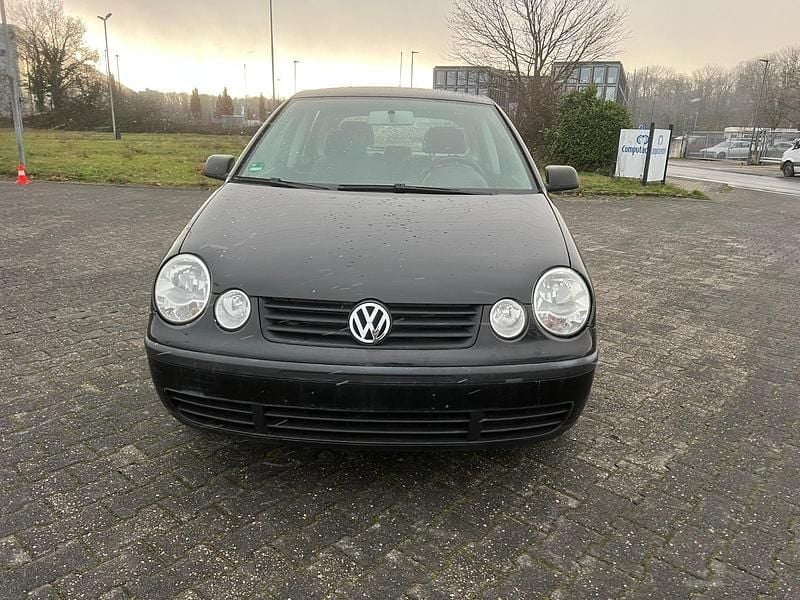 Schwarz Gebraucht 2004 VW Polo Kleinwagen | 3.599 € (Teuer) - Bild 1/4
