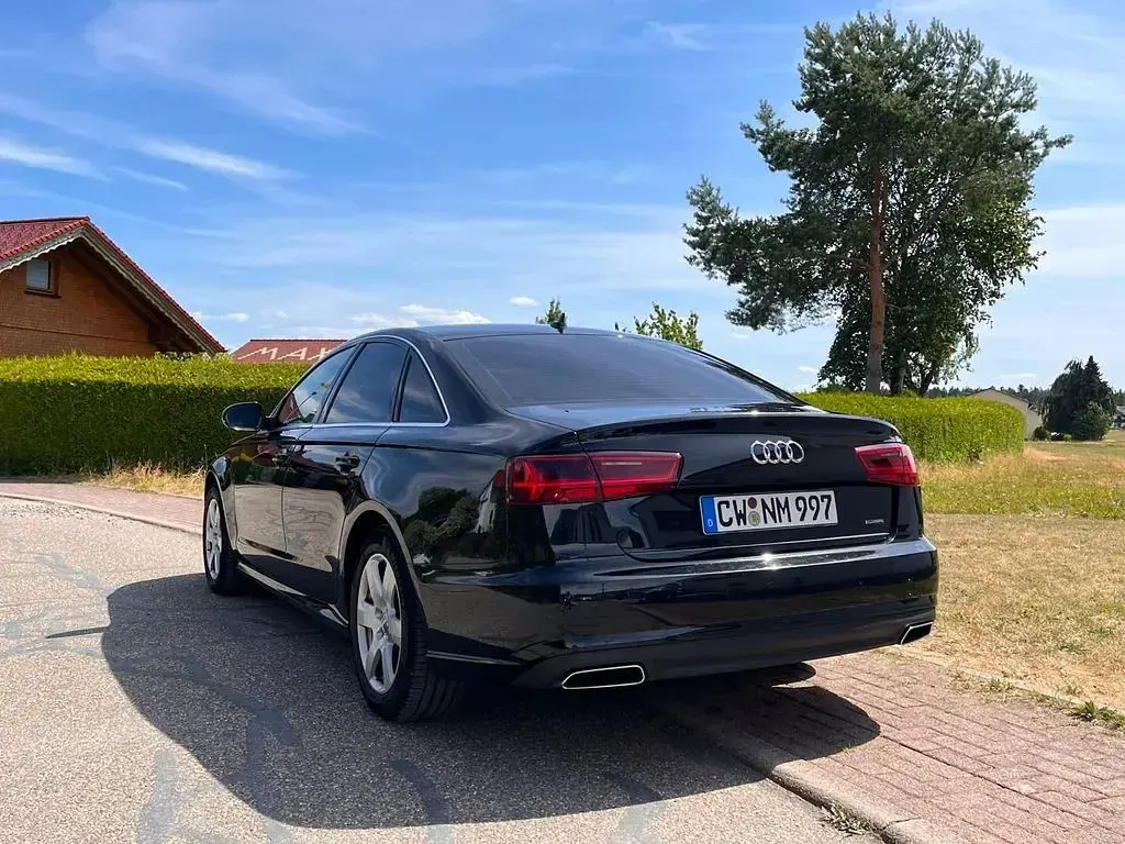 Gebraucht Audi A6 218 PS (160 kW) 2015 Schwarz Limousine