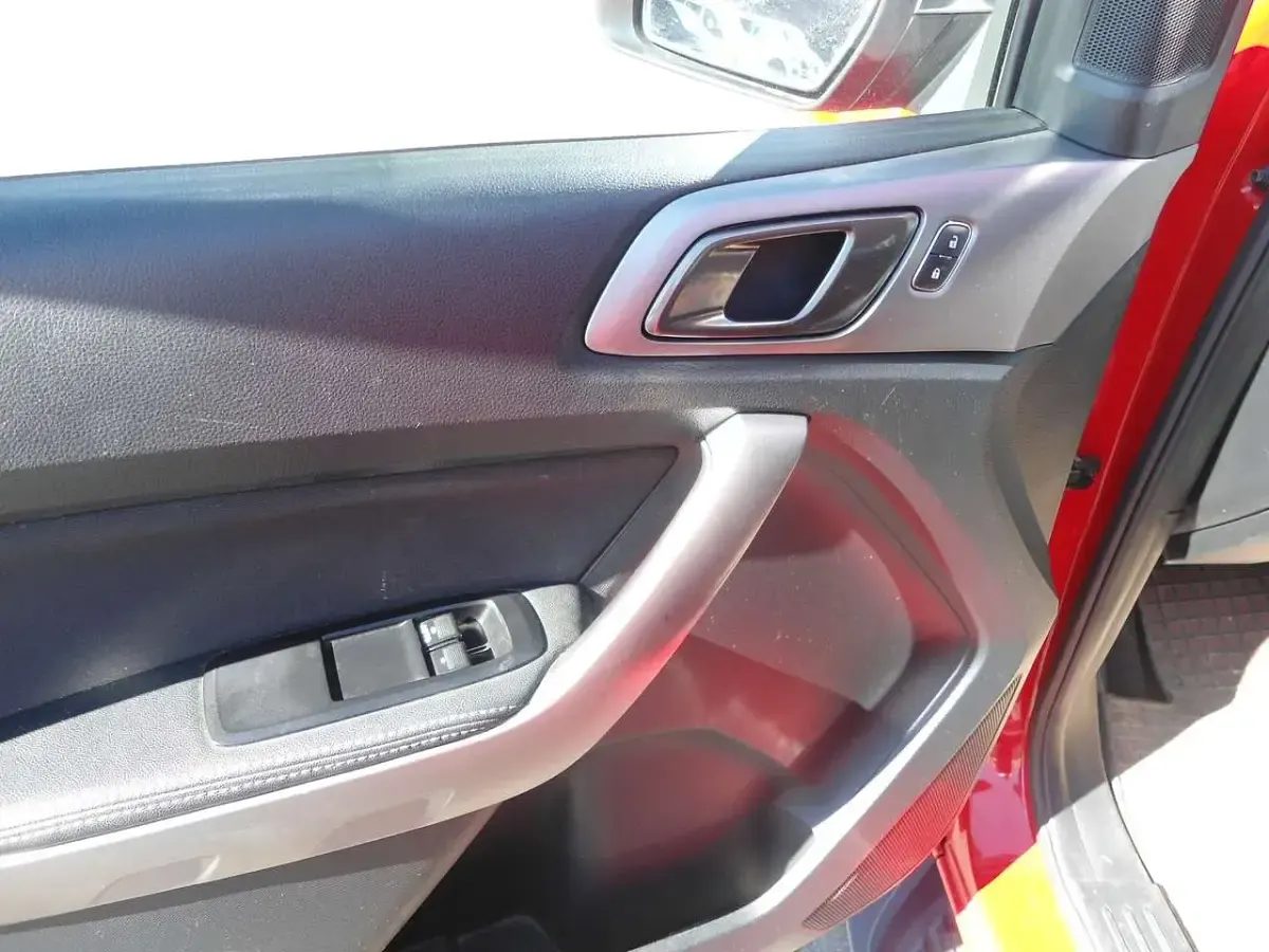 Gebraucht Ford Ranger XLT 213 PS (156 kW) 2022 Racerot Pickup