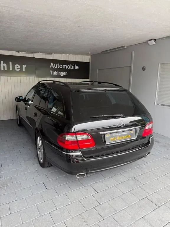 Gebraucht Mercedes E320 224 PS (164 kW) 2008 Schwarz Kombi