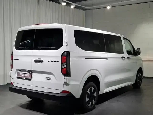 Neu Ford Transit Custom Trend 2026 Weiss Kombi