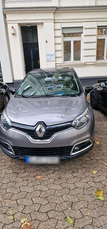 Grau Gebraucht 2014 Renault Captur SUV | 8.500 € (Guter Preis) - Bild 1/4