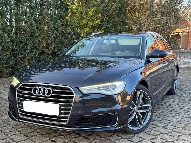 Gebraucht Audi A6 218 PS (160 kW) 2015 Blau Kombi
