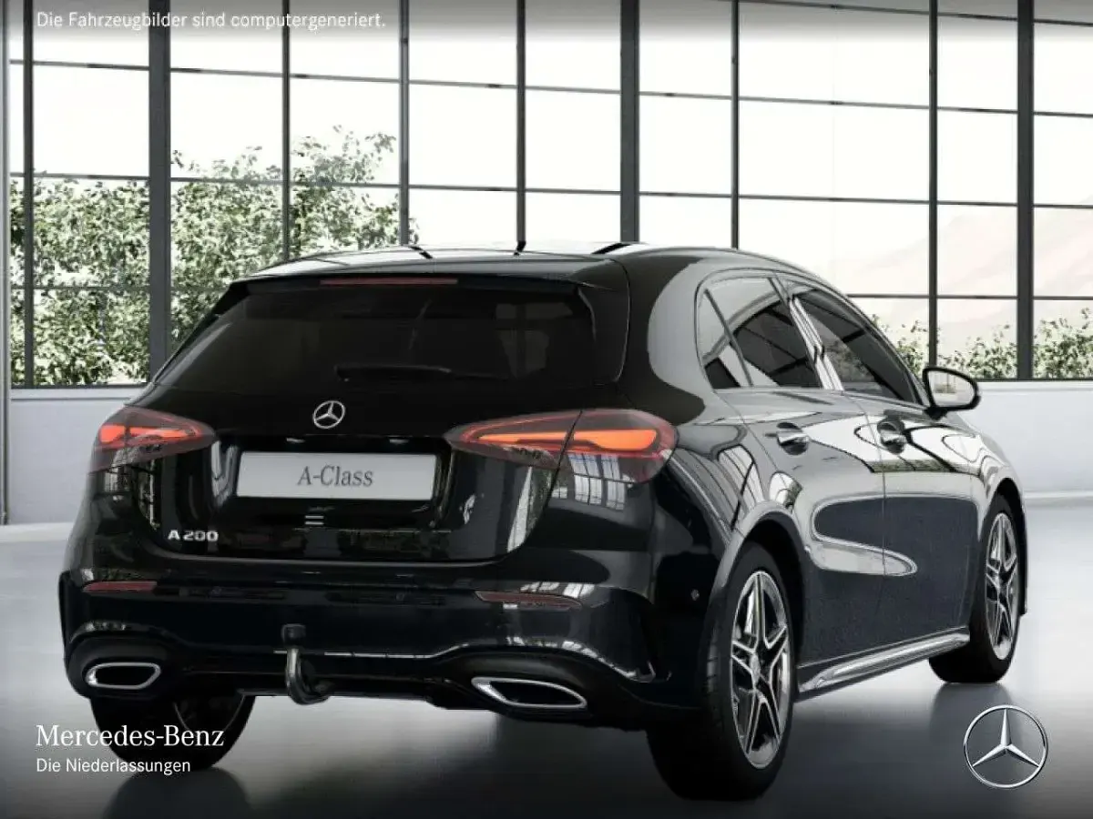 Gebraucht Mercedes A200 AMG 163 PS (119 kW) 2026 Schwarz Limousine
