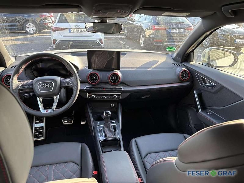 Gebraucht Audi Q2 S-Line 150 PS (110 kW) 2025 Pfeilgrauperleffekt SUV