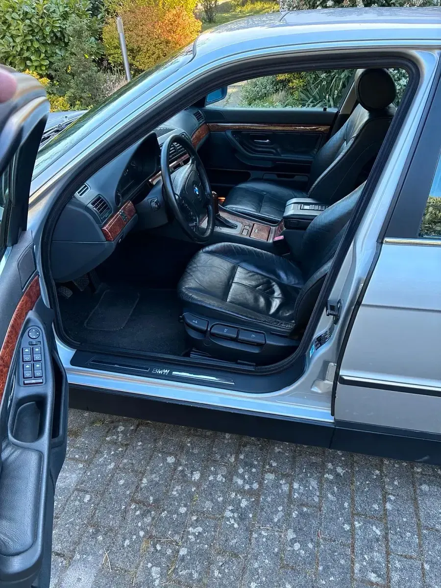 Gebraucht BMW 728 192 PS (141 kW) 1999 Silber Limousine