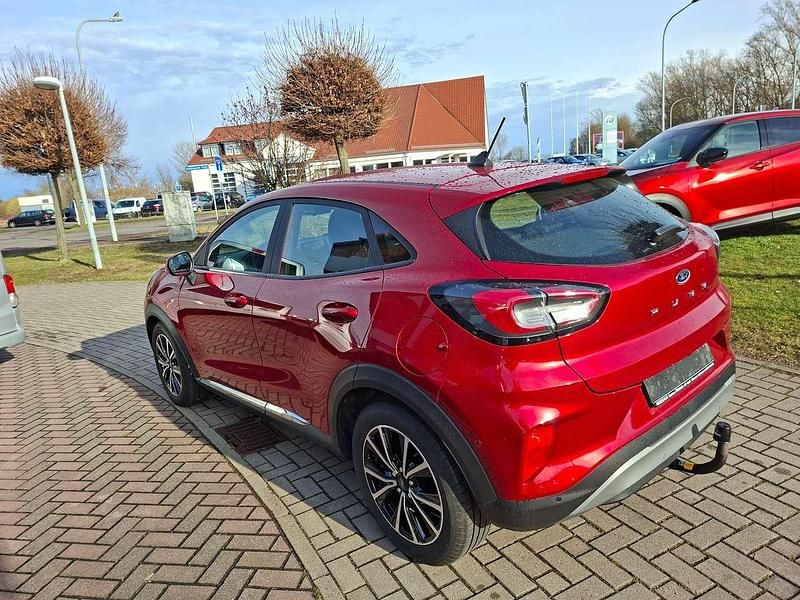 Gebraucht Ford Puma Titanium 125 PS (91 kW) 2020 Lucidrot metallic SUV