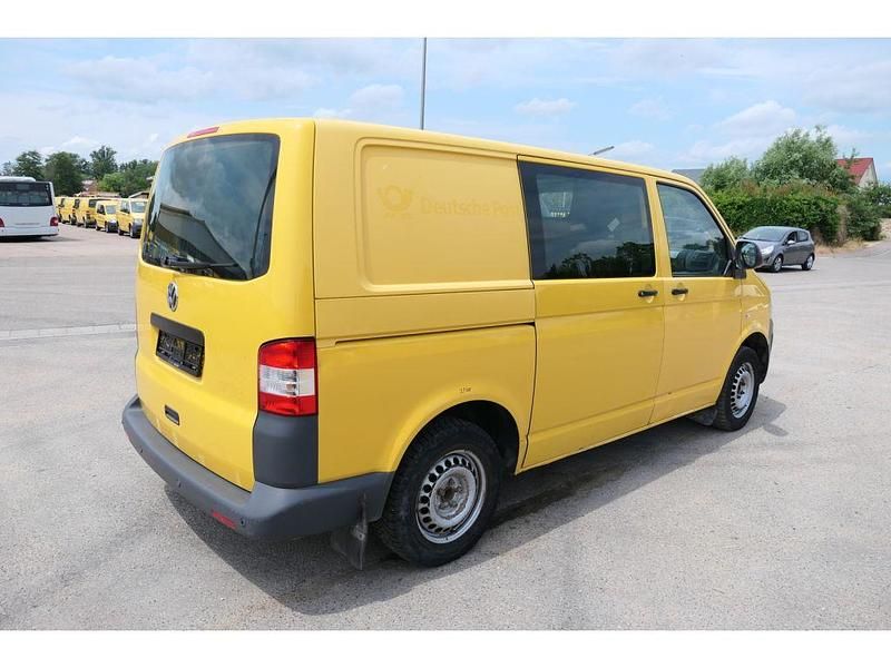 Second-hand VW Transporter 84 CP (61 kW) 2010 Galben Van