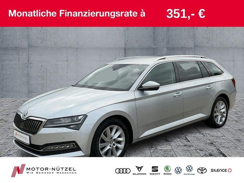 Brilliantsilber metallic Gebraucht 2020 Skoda Superb Style Kombi | 22.430 € (Fairer Preis) - Bild 1/4
