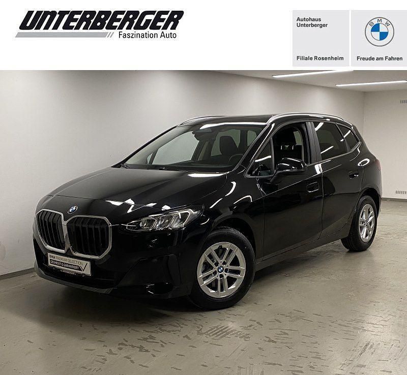 Saphirschwarz Gebraucht 2025 BMW 218 Active Tourer Performance Van / Kleinbus | 32.990 € (Fairer Preis) - Bild 1/4
