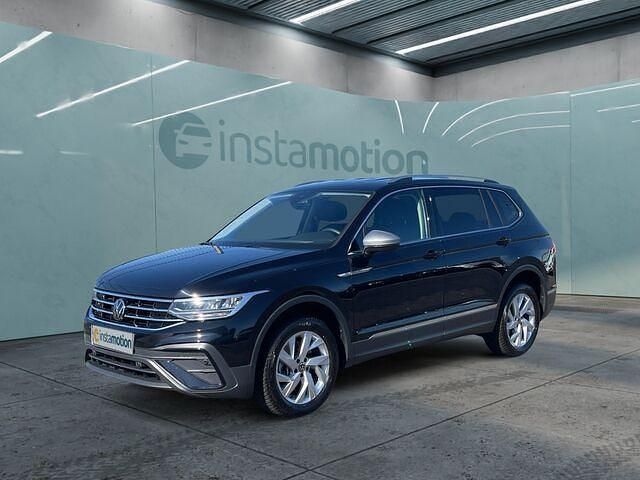 Schwarz Gebraucht 2024 VW Tiguan Allspace S SUV | 41.192 € (Fairer Preis) - Bild 1/2