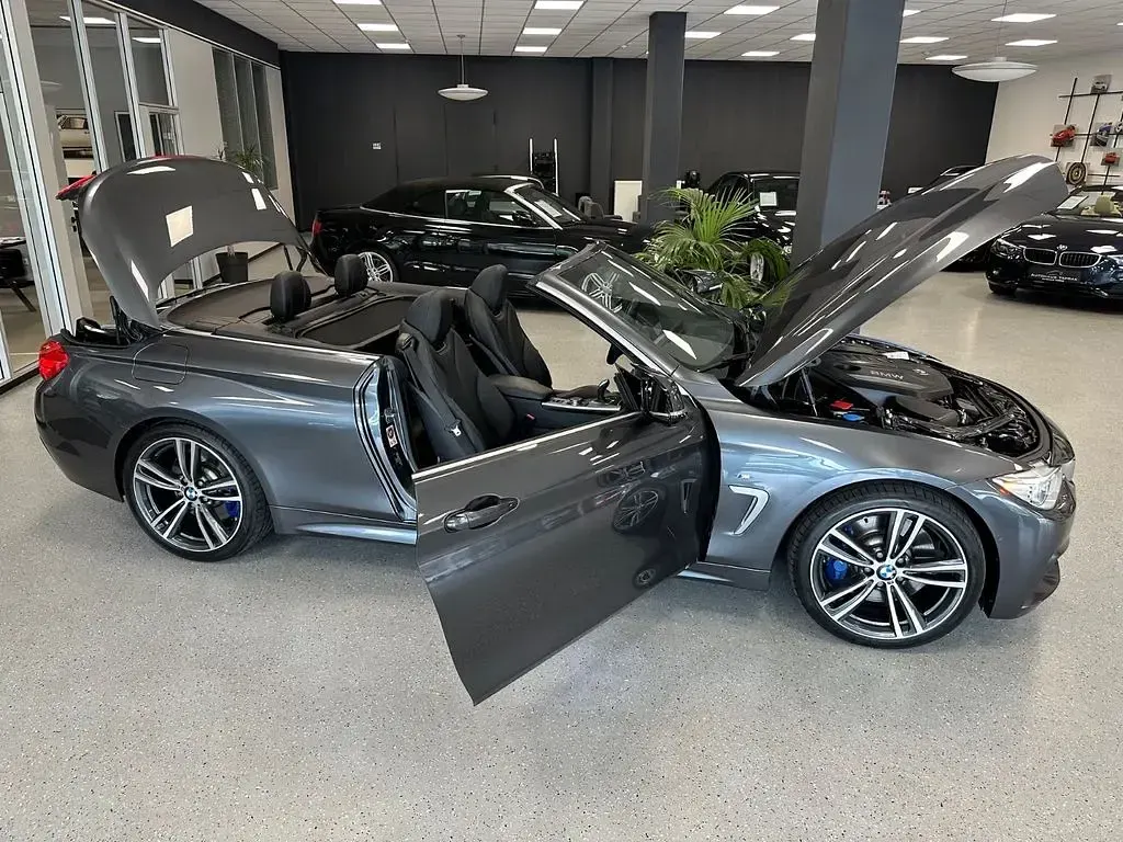 Gebraucht BMW 440 Performance 326 PS (239 kW) 2016 Mineralgrau Cabrio