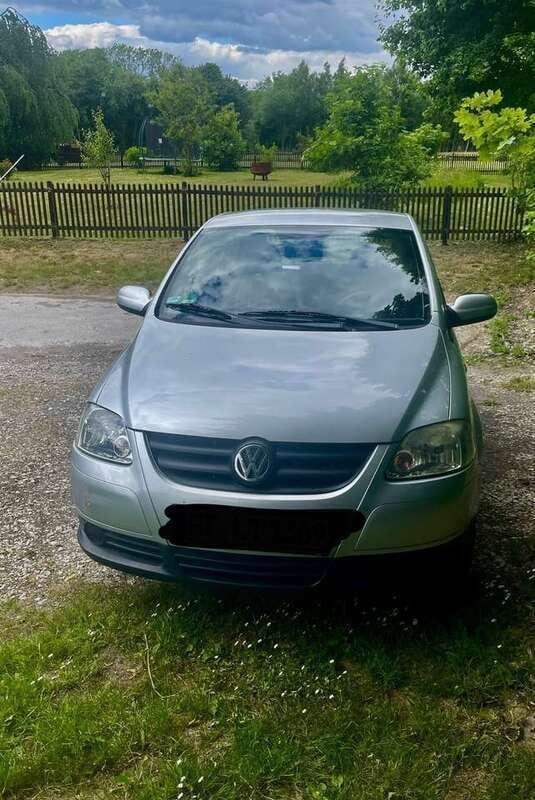 Grau Gebraucht 2006 VW Fox Basis Kleinwagen | 2.800 € (Etwas zu teuer) - Bild 1/4