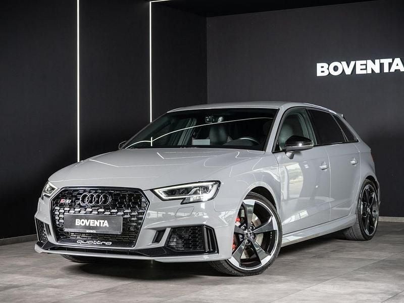 Gebraucht Audi RS3 Sport 400 PS (294 kW) 2019 Grau Limousine
