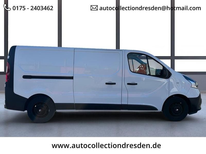 Gebraucht Renault Trafic Komfort 125 PS (91 kW) 2017 Weiß Van / Kleinbus