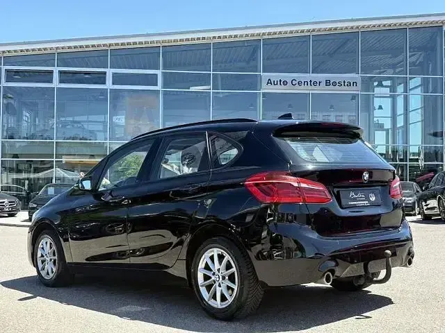 Gebraucht BMW 220 Active Tourer Advantage 270 PS (198 kW) 2019 Schwarz Van / Kleinbus