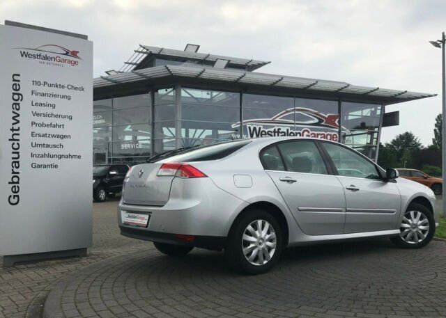 Gebraucht Renault Laguna III Dynamique 140 PS (102 kW) 2011 Grau Limousine