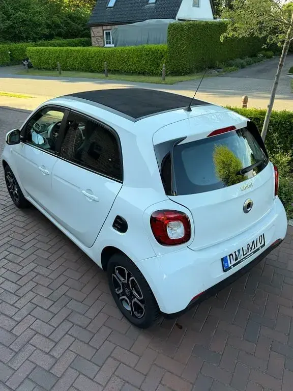 Gebraucht Smart ForFour Prime 71 PS (52 kW) 2015 Weiß Kleinwagen