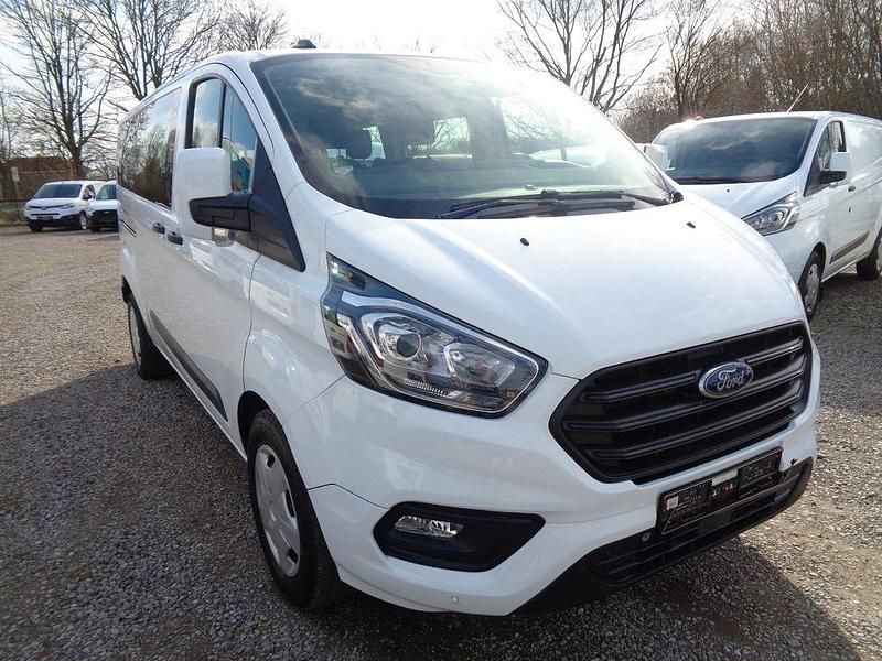 Gebraucht Ford Transit Custom Trend 131 PS (96 kW) 2022 Weiß Van / Kleinbus
