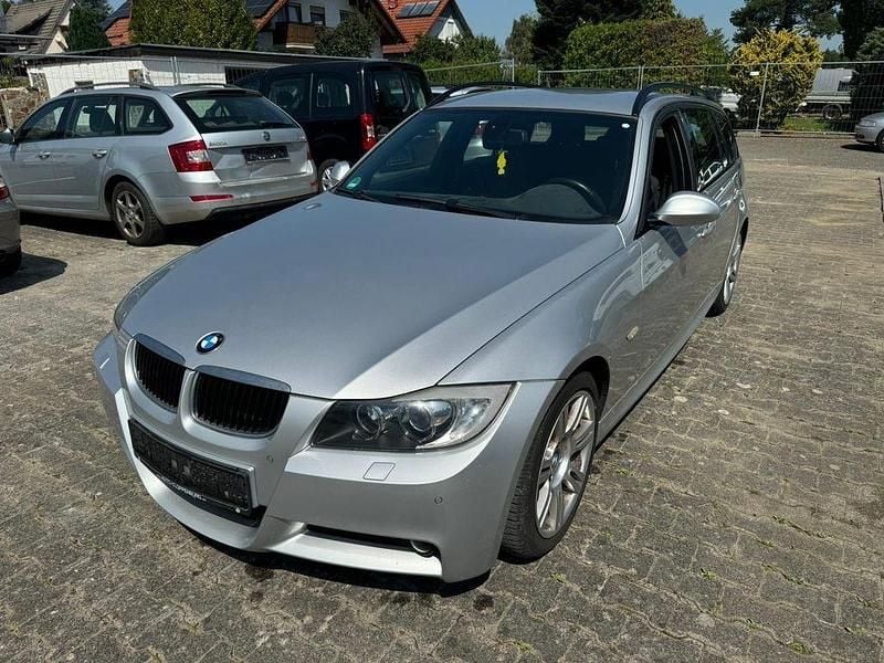 Silber Gebraucht 2007 BMW 318 M Sport Kombi | 2.790 € (Superpreis) - Bild 1/4