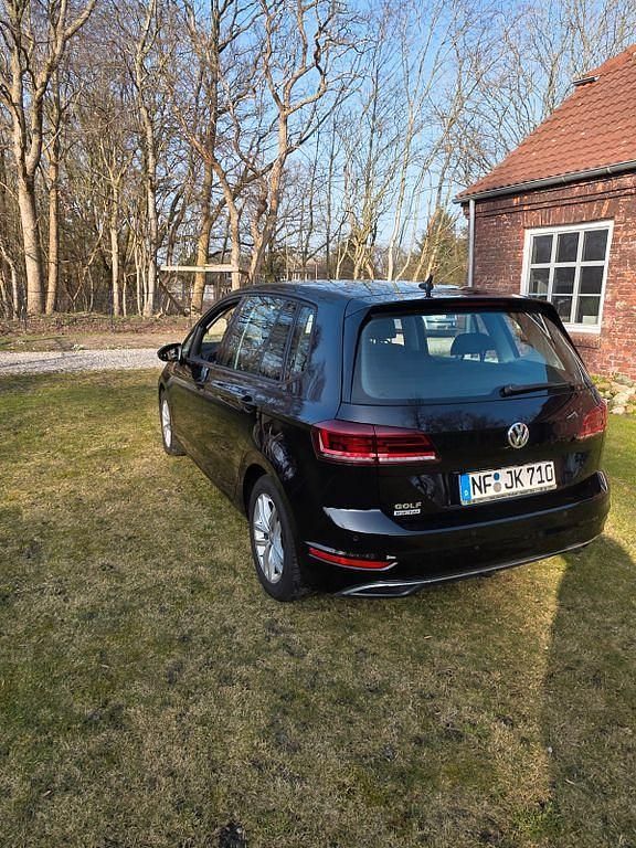 Gebraucht VW Golf 150 PS (110 kW) 2021 Schwarz Van / Kleinbus